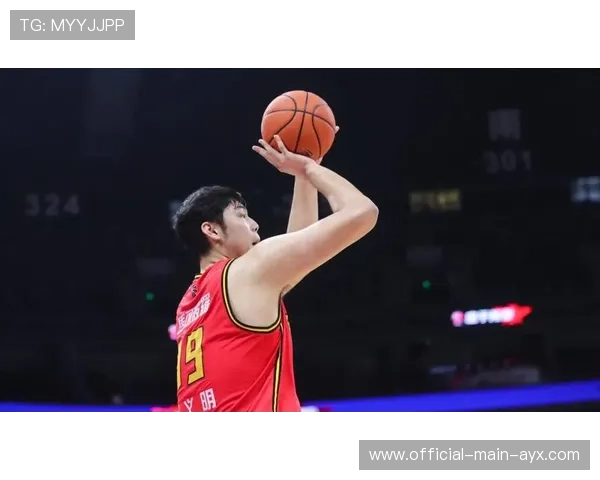 辽宁瞄准海外2米18中锋，辽宁篮球中锋